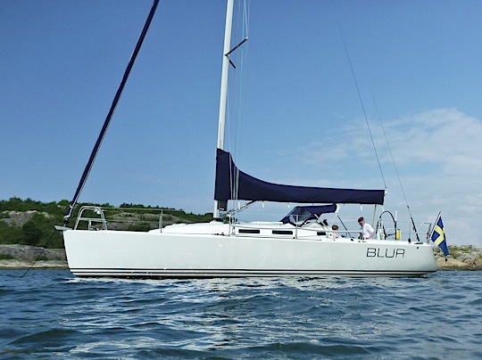 J/109 Blur badtur2011-1.jpg