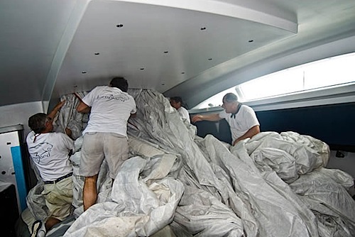 Kom igen då, ner med gennakern nu…